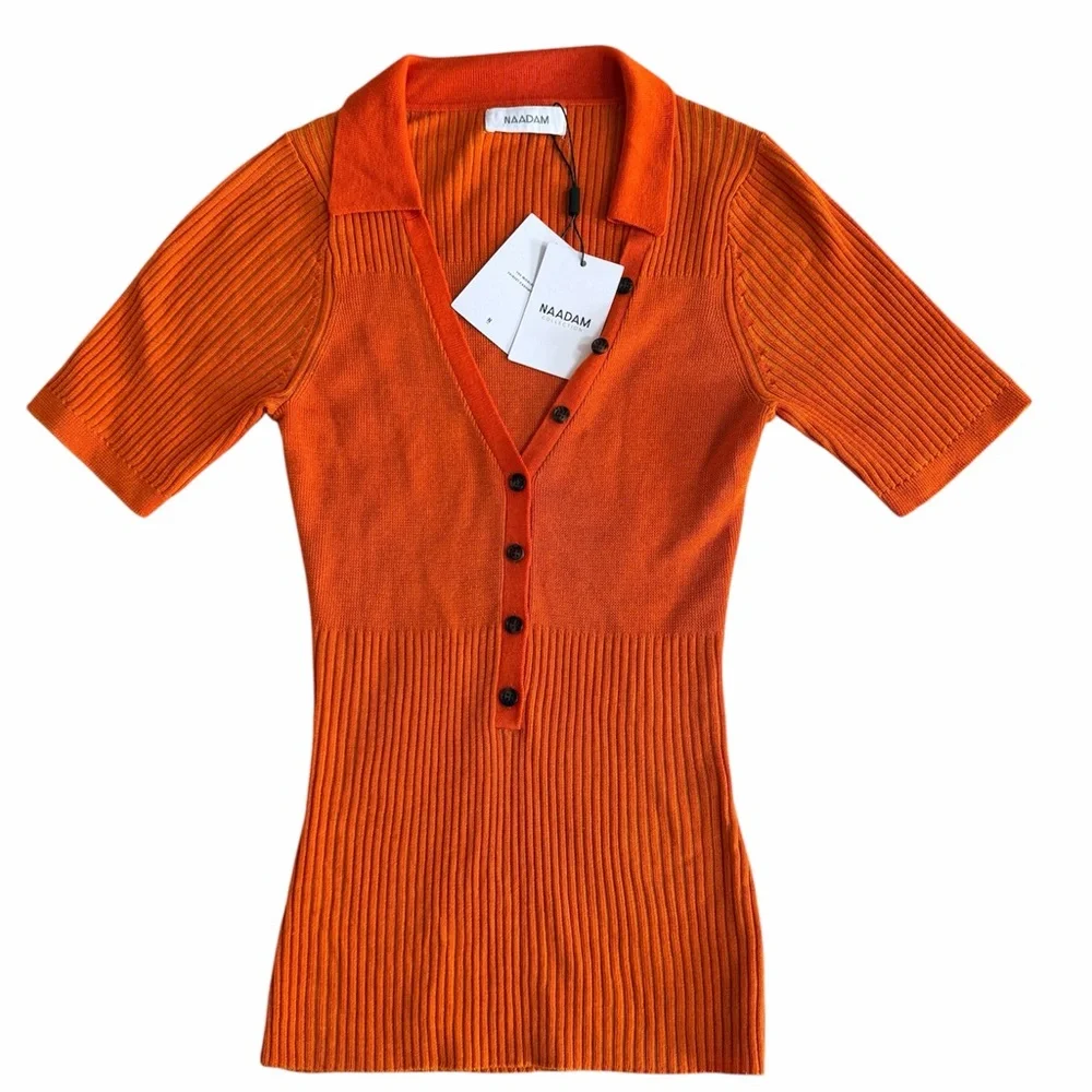 Nadaam | Cashmere V-Neck Button-Up Women's Polo Sweater - Picture 5 of 5